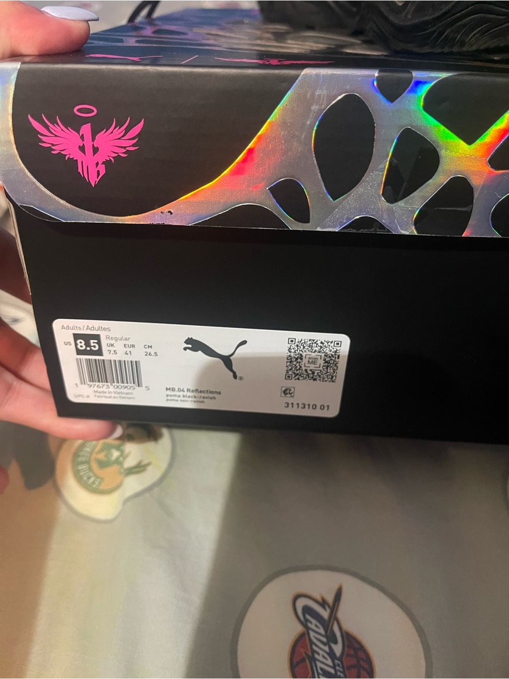 Basketball shoes - Picture 5 of 5